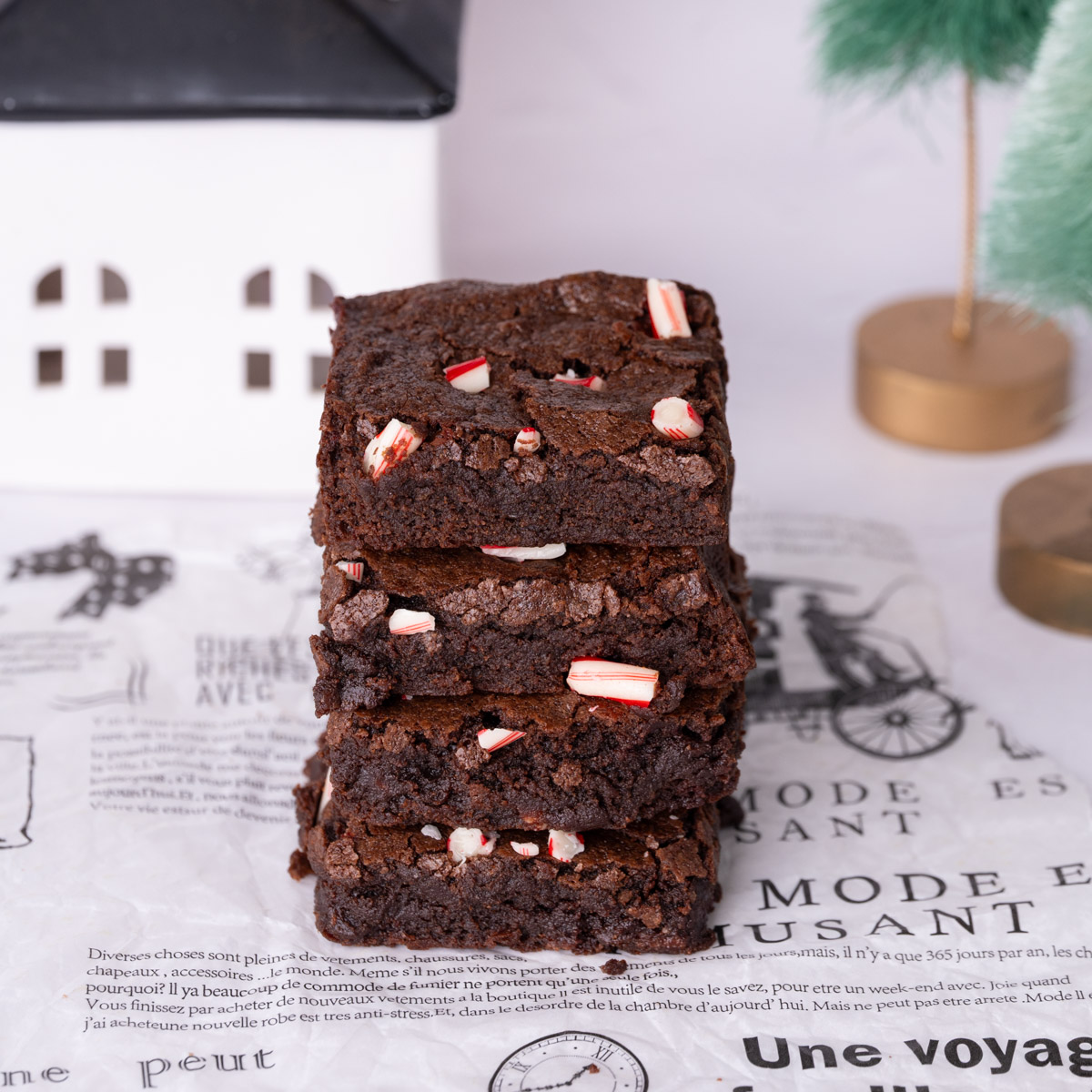 Fudgy Candy Cane Brownies - Recipe photo by marleysmenu