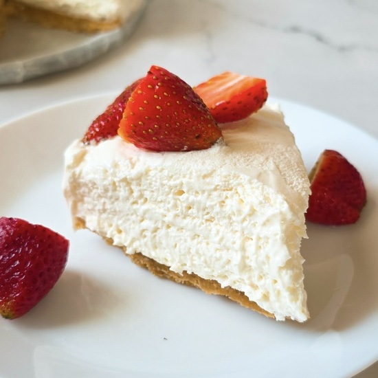 Easy 3-Ingredient Cheesecake - Recipe photo by TheButteryFairytale