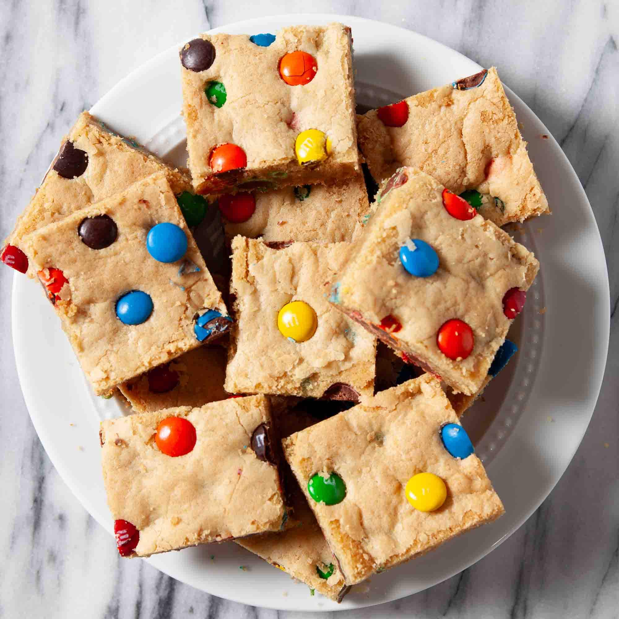 M&M Cookie Bars - Recipe photo by chewoutloud