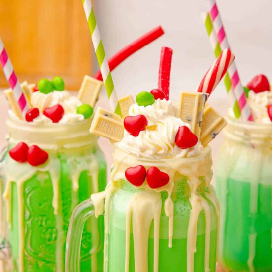 Grinch Freakshake - Recipe photo by ImmigrantsTable