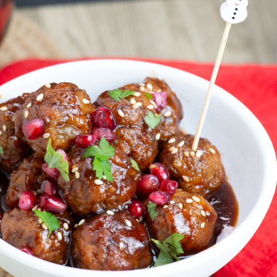 Pomegranate Meatball Appetizers - Recipe photo by Little Nomads Recipes