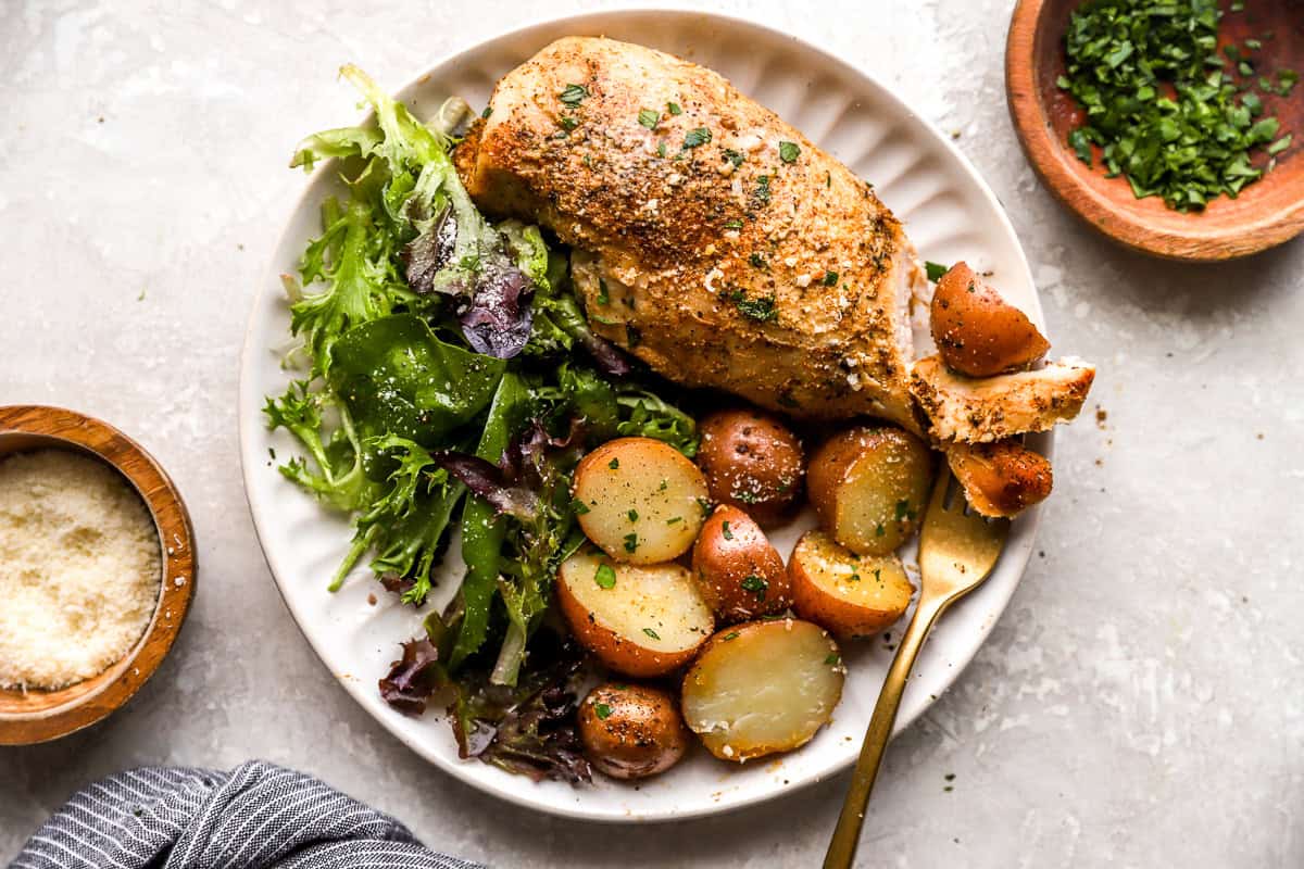 Crockpot Chicken and Potatoes - Recipe photo by Easy Chicken Recipes