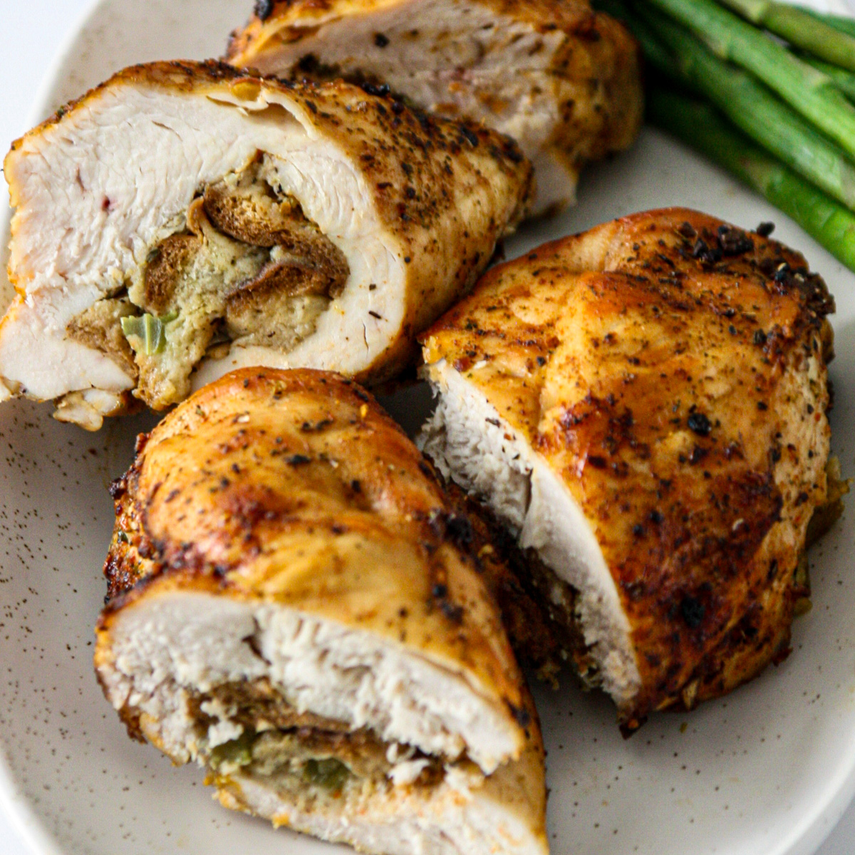Stuffing Stuffed Chicken Breasts - Recipe photo by the food blog