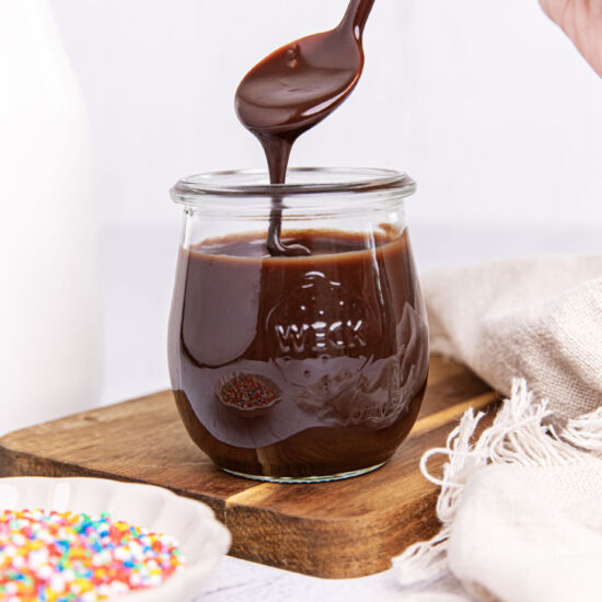 Chocolate Fudge Sauce - Recipe photo by spicyicecream