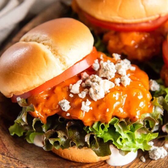 Crispy Buffalo Chicken Sandwiches - Recipe photo by Easy Chicken Recipes