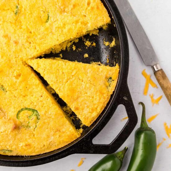 Jalapeño Cheddar Cornbread - Recipe photo by livingchirpy