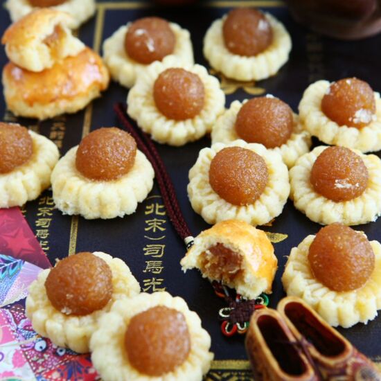 Nyonya Pineapple Tarts - Recipe photo by angiesrecipes