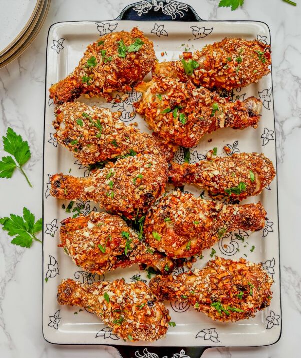 Honey Mustard Chicken Drumsticks - Recipe photo by thewholesomespoonblog