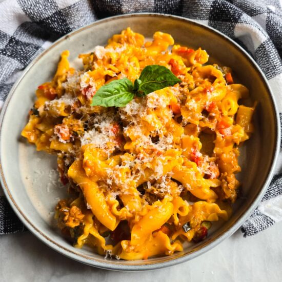 Spicy Fiorelli Bolognese - Recipe photo by the_happy_veg