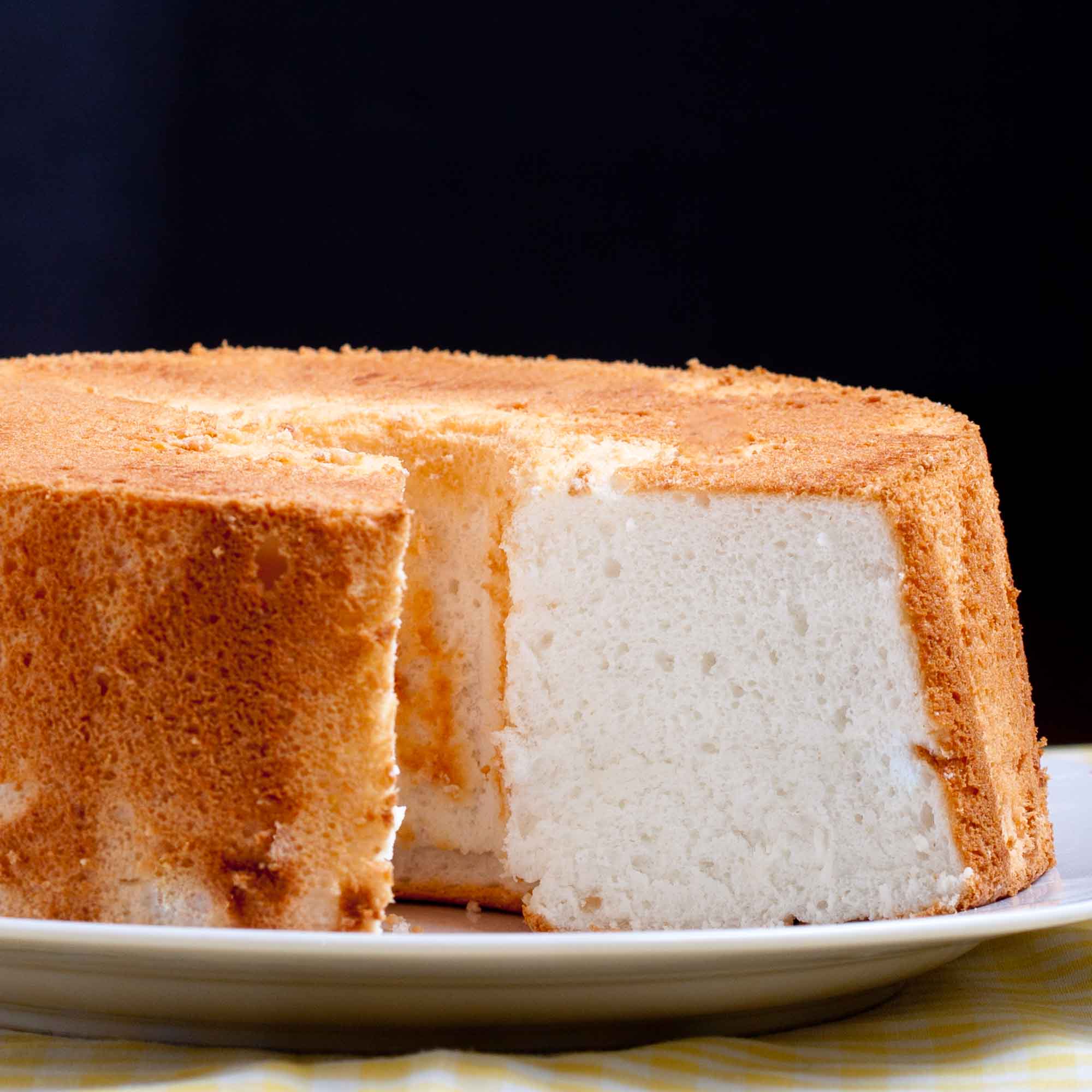 Angel Food Cake - Recipe photo by chewoutloud