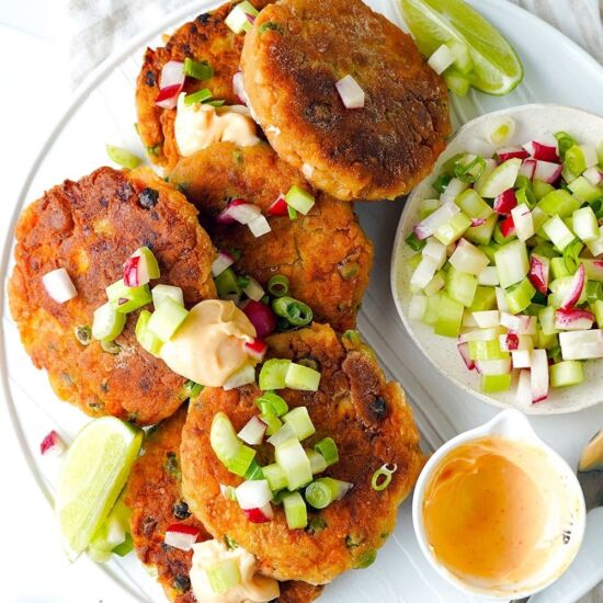 Salmon Fish Cakes w/ Canned Salmon - Recipe photo by IrenaMacri
