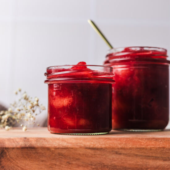 Quick & Sugar-Free Plum Compote - Recipe photo by veggiejam