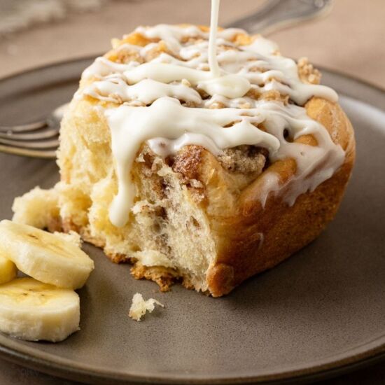 Banana Bread Cinnamon Rolls - Recipe photo by thefreshcooky