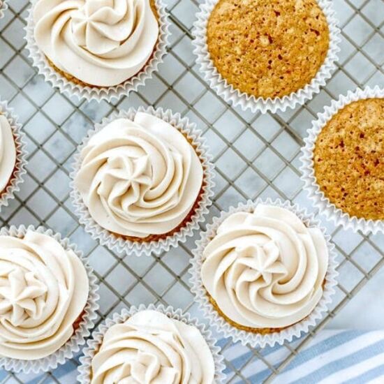 Carrot Cupcakes with Cream Cheese - Recipe photo by thefreshcooky