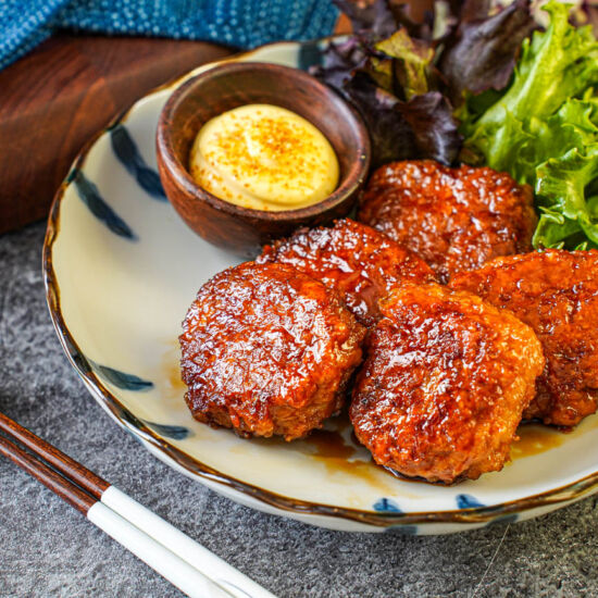 Tsukune (Chicken Meatballs) - Recipe photo by TaraMCTable