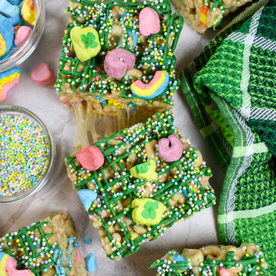 Lucky Charms Cereal Treats - Recipe photo by bastecutfold