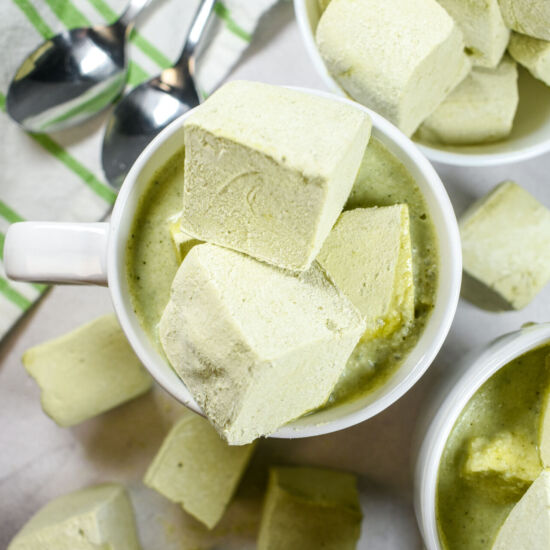 Matcha Hot Chocolate - Recipe photo by bastecutfold