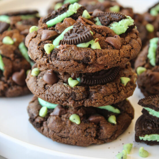 Chocolate Mint Oreo Cookies - Recipe photo by bakingyouhappier