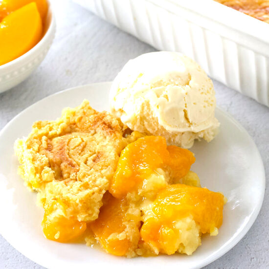Peach Dump Cake - Recipe photo by thedealyo