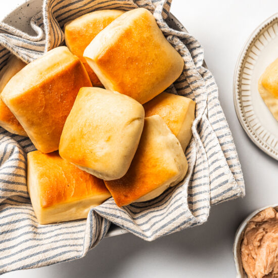 Texas Roadhouse Rolls (Copycat) - Recipe photo by diethood