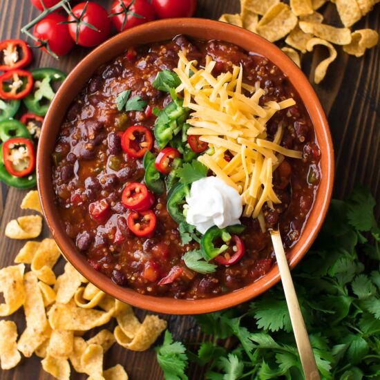 Black Bean Quinoa Chili - Recipe photo by peasandcrayons