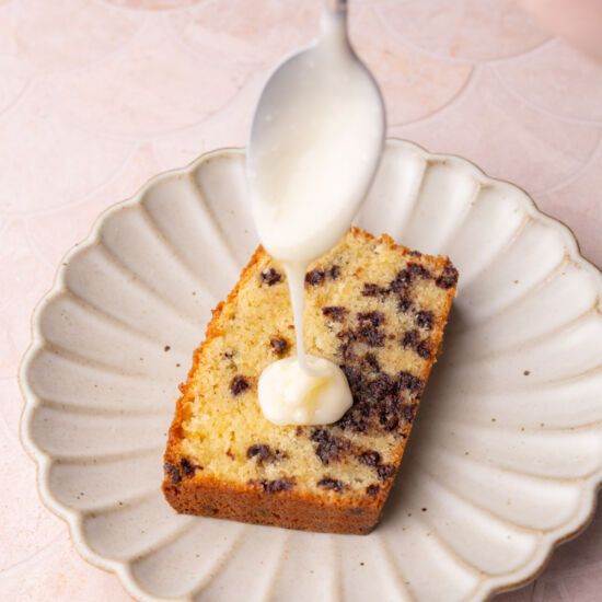 Pourable White Chocolate Glaze - Recipe photo by marleysmenu