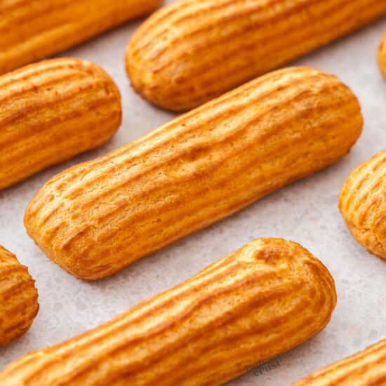 How to make Eclairs - Recipe photo by thebutterycrust