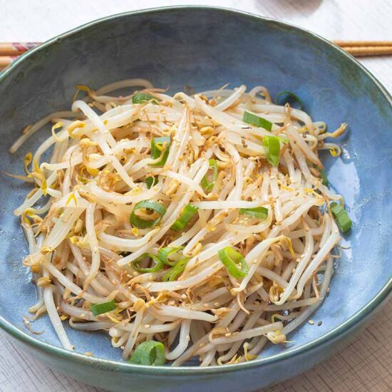 Korean Bean Sprout Salad - Recipe photo by thetastychilli