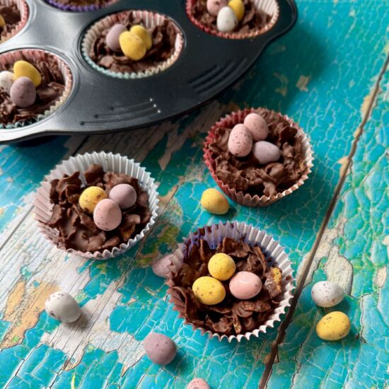 Easy Easter Cornflake Cakes - Recipe photo by Culinary Travels
