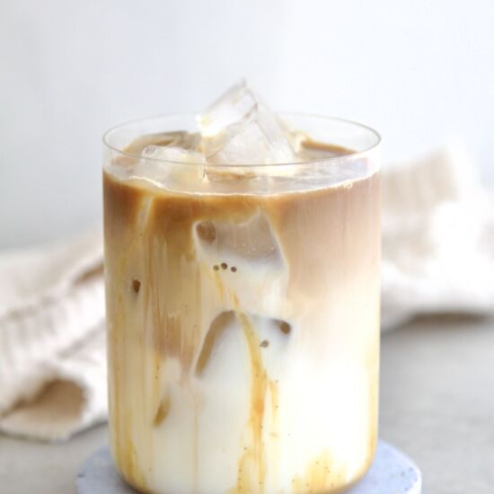 Vanilla Caramel Iced Latte - Recipe photo by NIEMI