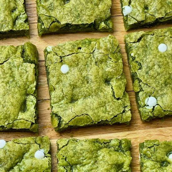 Vegan Matcha Brownies - Recipe photo by serenetrail