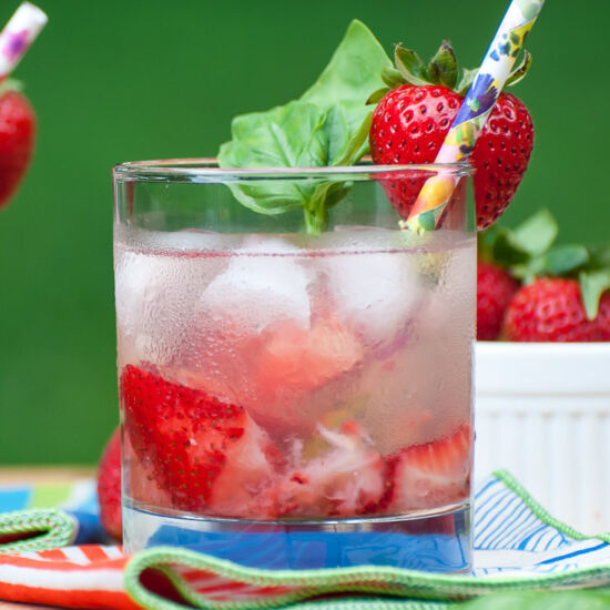 Strawberry Smash - Recipe photo by peasandcrayons