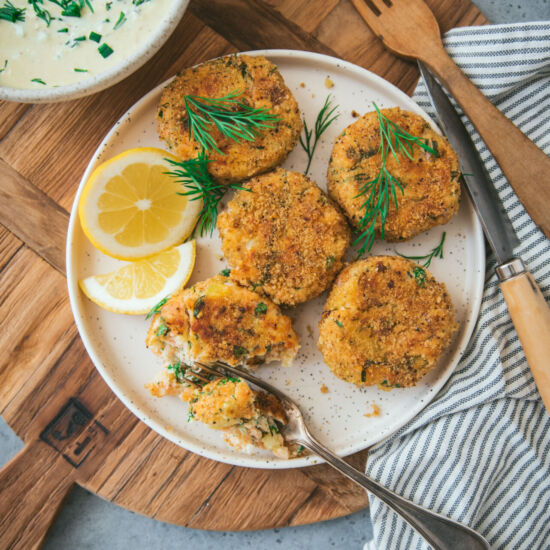 Salmon Fish Cakes - Recipe photo by zesttangerine