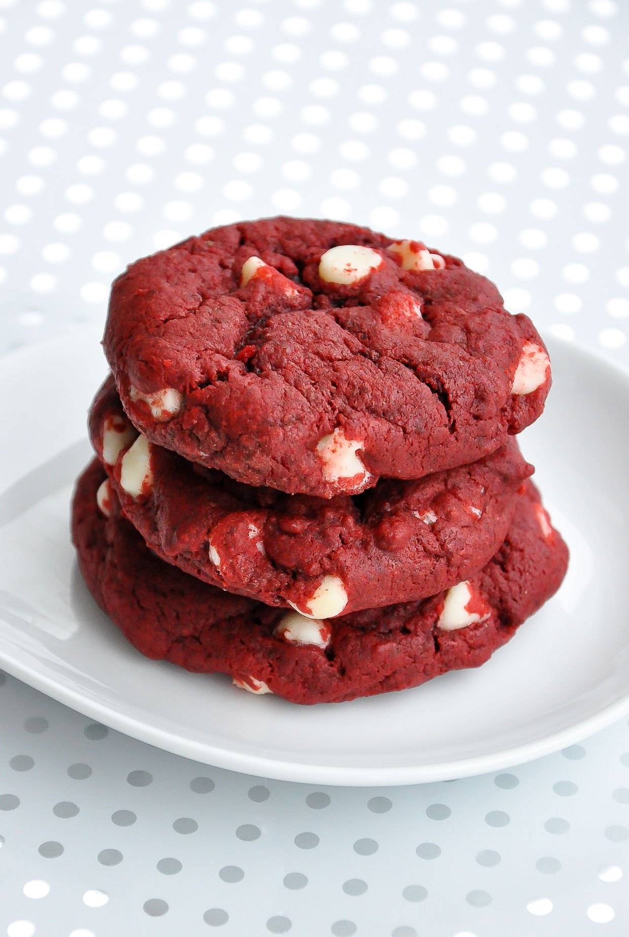 Red Velvet Cake Cookies - Recipe photo by peasandcrayons