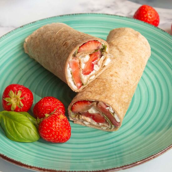 Strawberry Cottage Cheese Tortilla - Recipe photo by thetastychilli