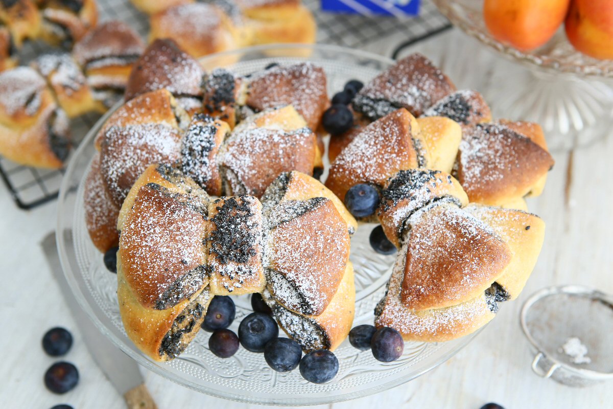 Black Sesame Bow Tie Buns - Recipe photo by angiesrecipes