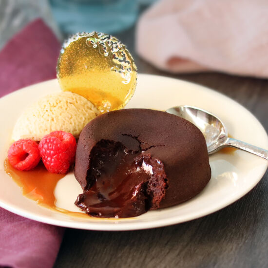 Molten Chocolate Cakes - Recipe photo by ChocoholicAnonymous