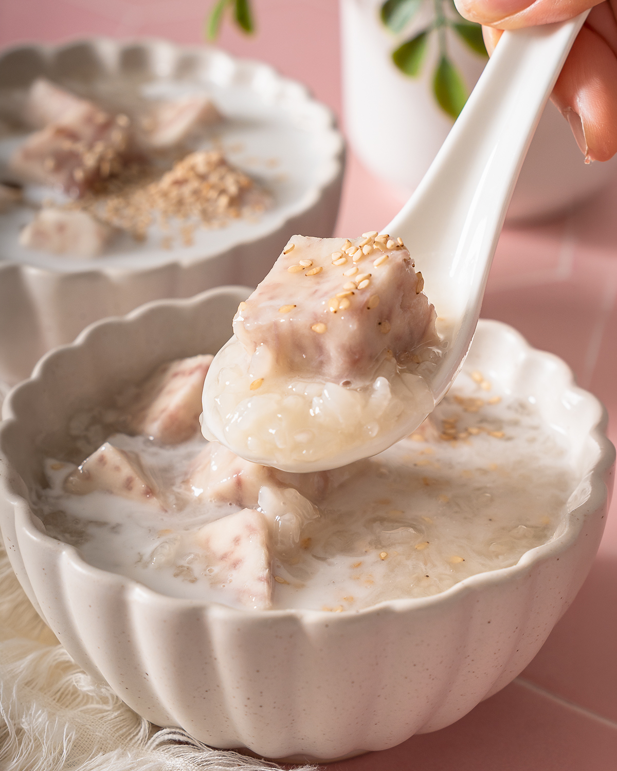 Taro Pudding (Che Khoai Mon) - Recipe photo by takestwoeggs