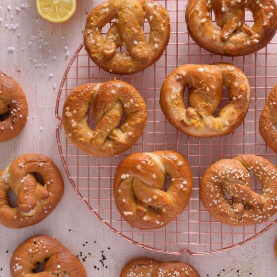 Quicker Sweet & Savoury Pretzels - Recipe photo by Caro74