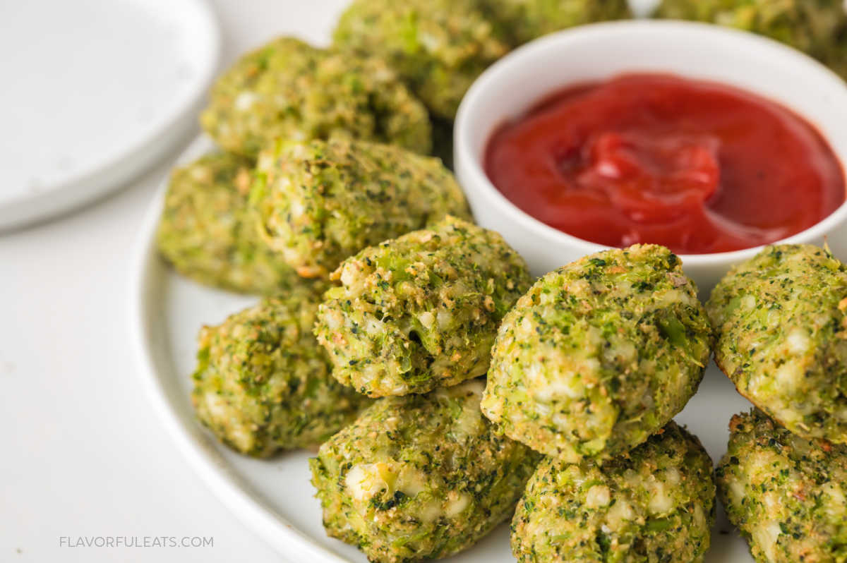 Baked Mozzarella Broccoli Tots - Recipe photo by Flavorful Eats