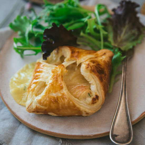 Cheese Puff Pastry - Recipe photo by zesttangerine