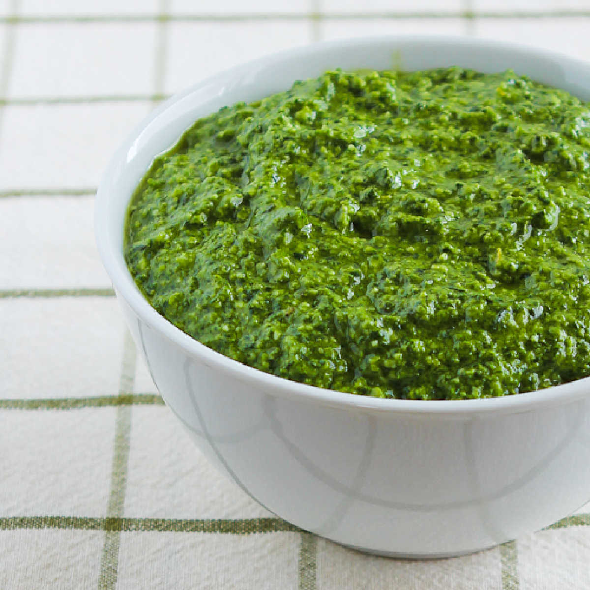 Spinach Basil Pesto - Recipe photo by kalynskitchen