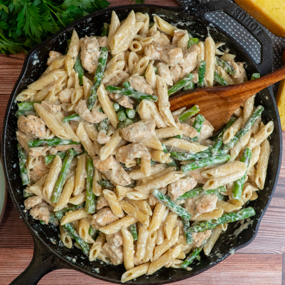 Chicken Asparagus Pasta - Recipe photo by The Cooking Duo