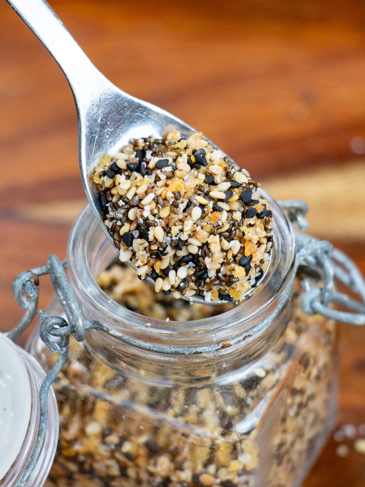 Homemade Everything Bagel Seasoning - Recipe photo by Little Nomads Recipes