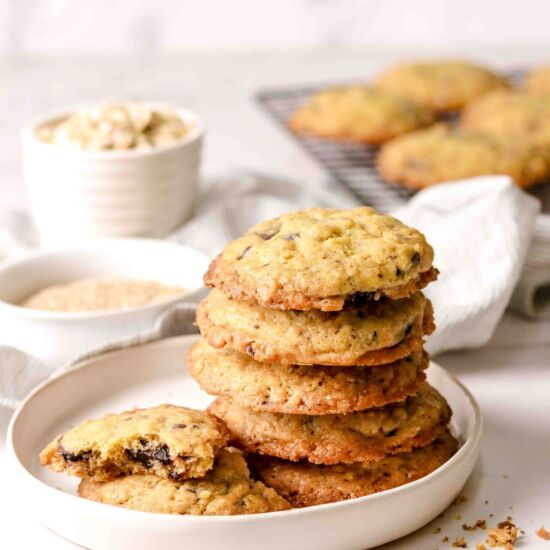 Oat, Dark Chocolate & Sesame Cookies - Recipe photo by vanillafrost4
