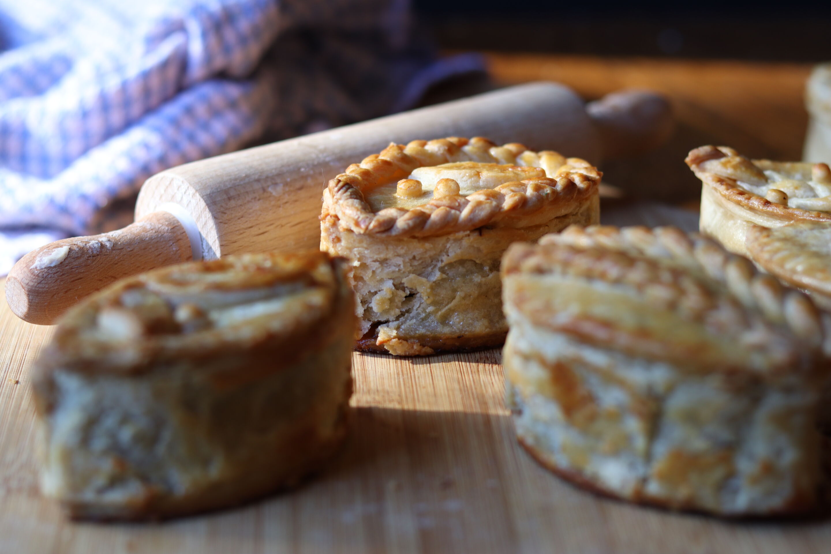 Old Fashioned Steak and Shiraz Pie - Recipe photo by Gday Souffle