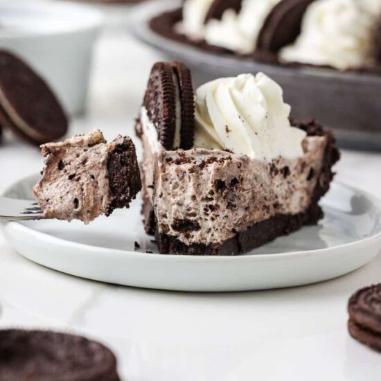 No Bake Oreo Cheesecake - Recipe photo by I Heart Naptime