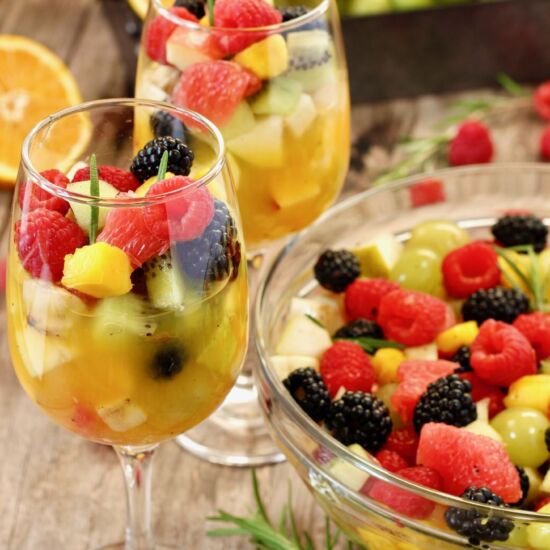 Best Fresh Fruit Salad - Recipe photo by Rachida