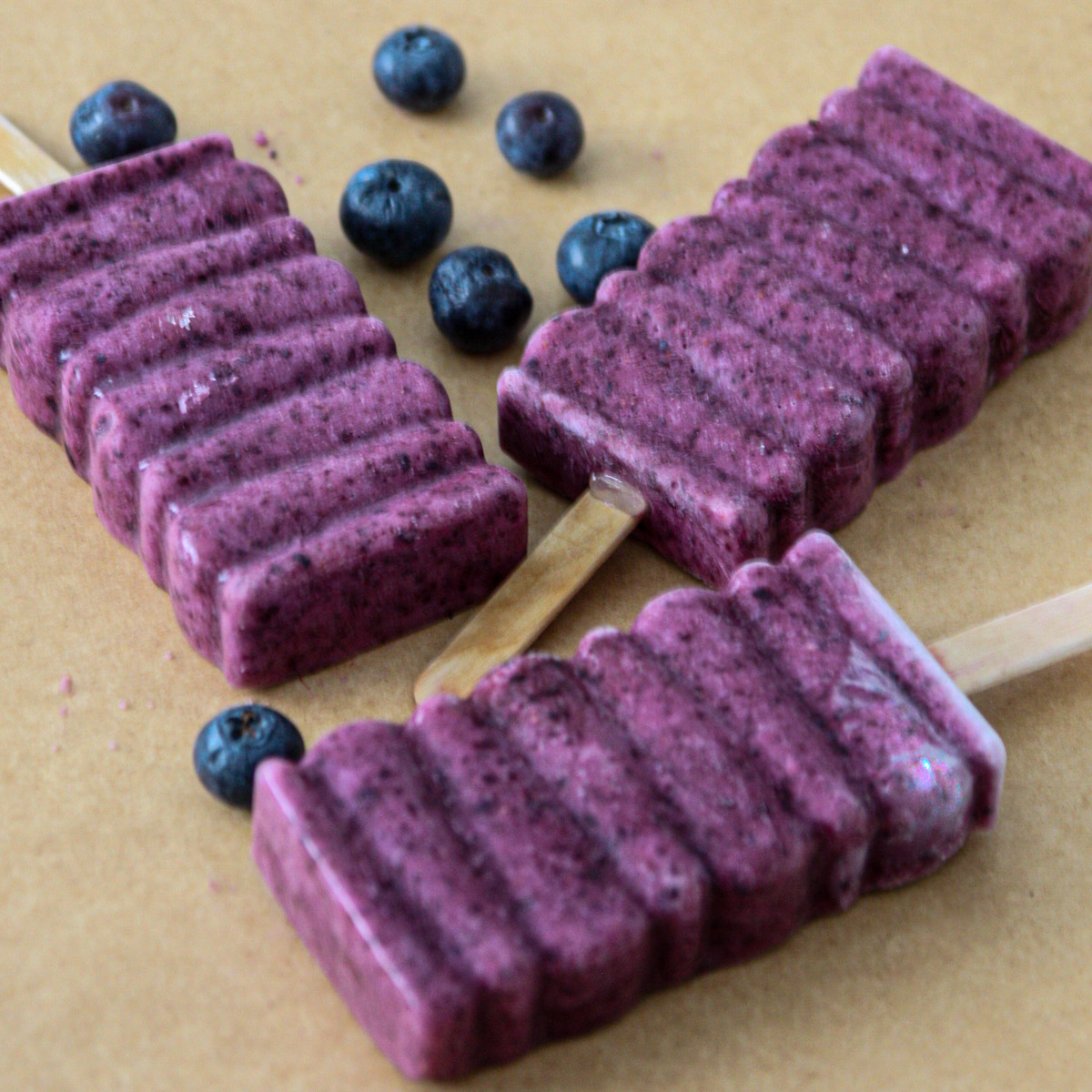 Blueberry Popsicles - Recipe photo by the food blog