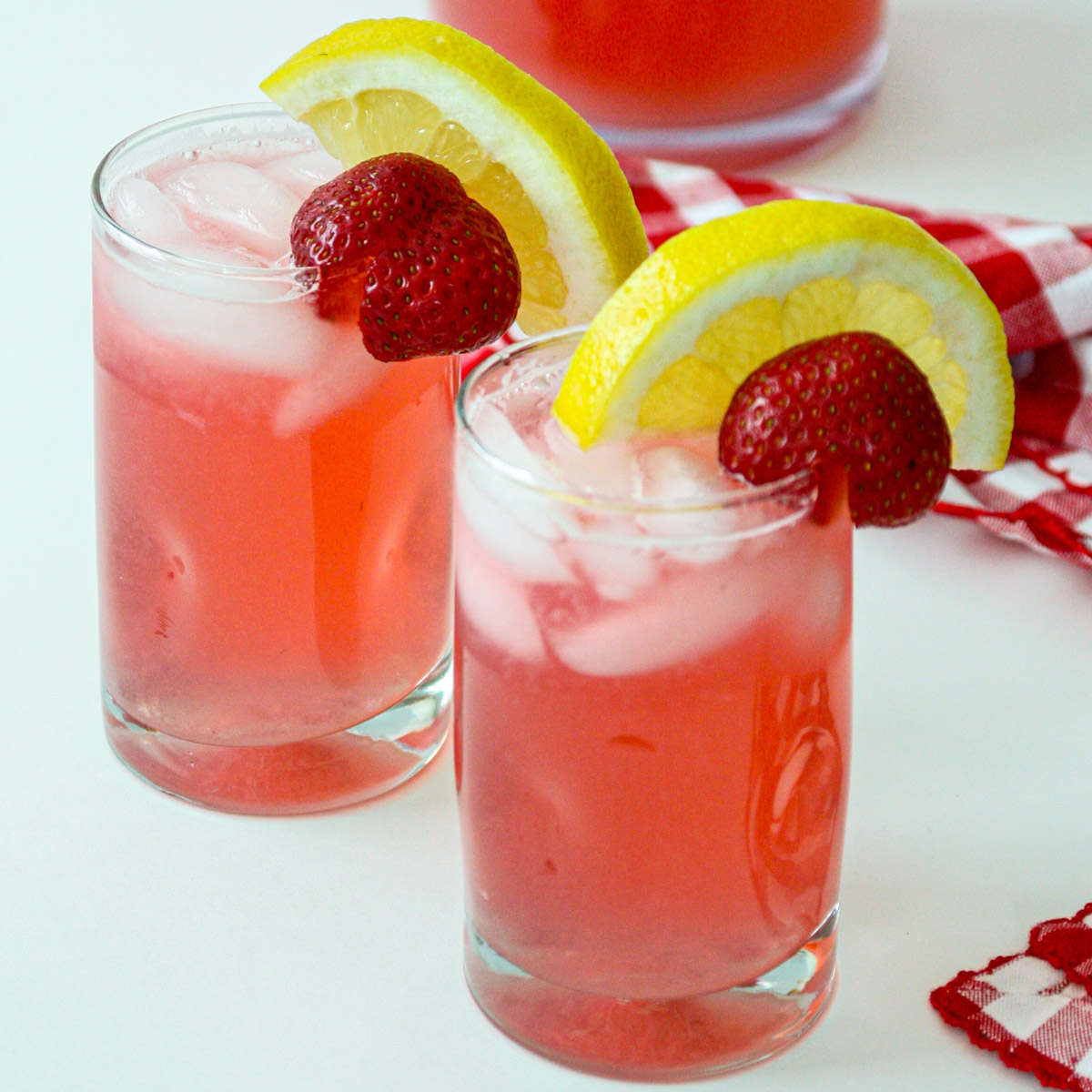 Rhubarb Lemonade - Recipe photo by the food blog